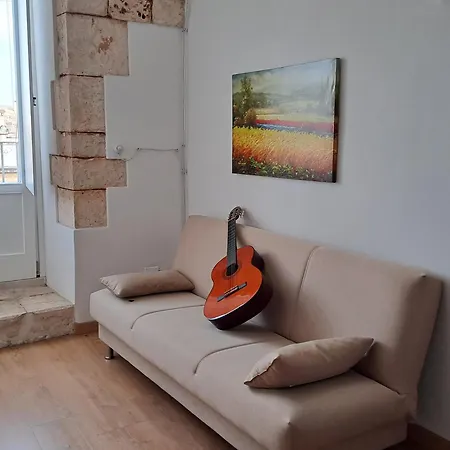 A Levante 푸티냐노