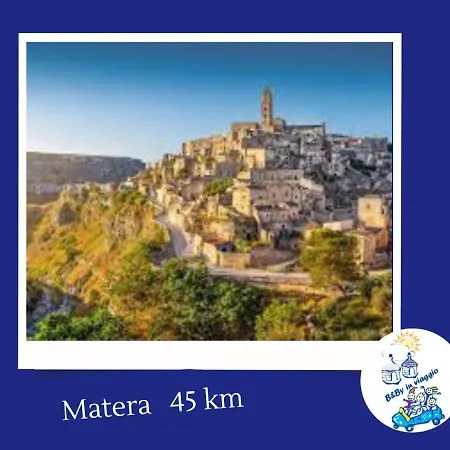 A Levante 푸티냐노